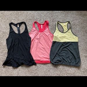 Lucy tank tops (size M) ***set of 3***